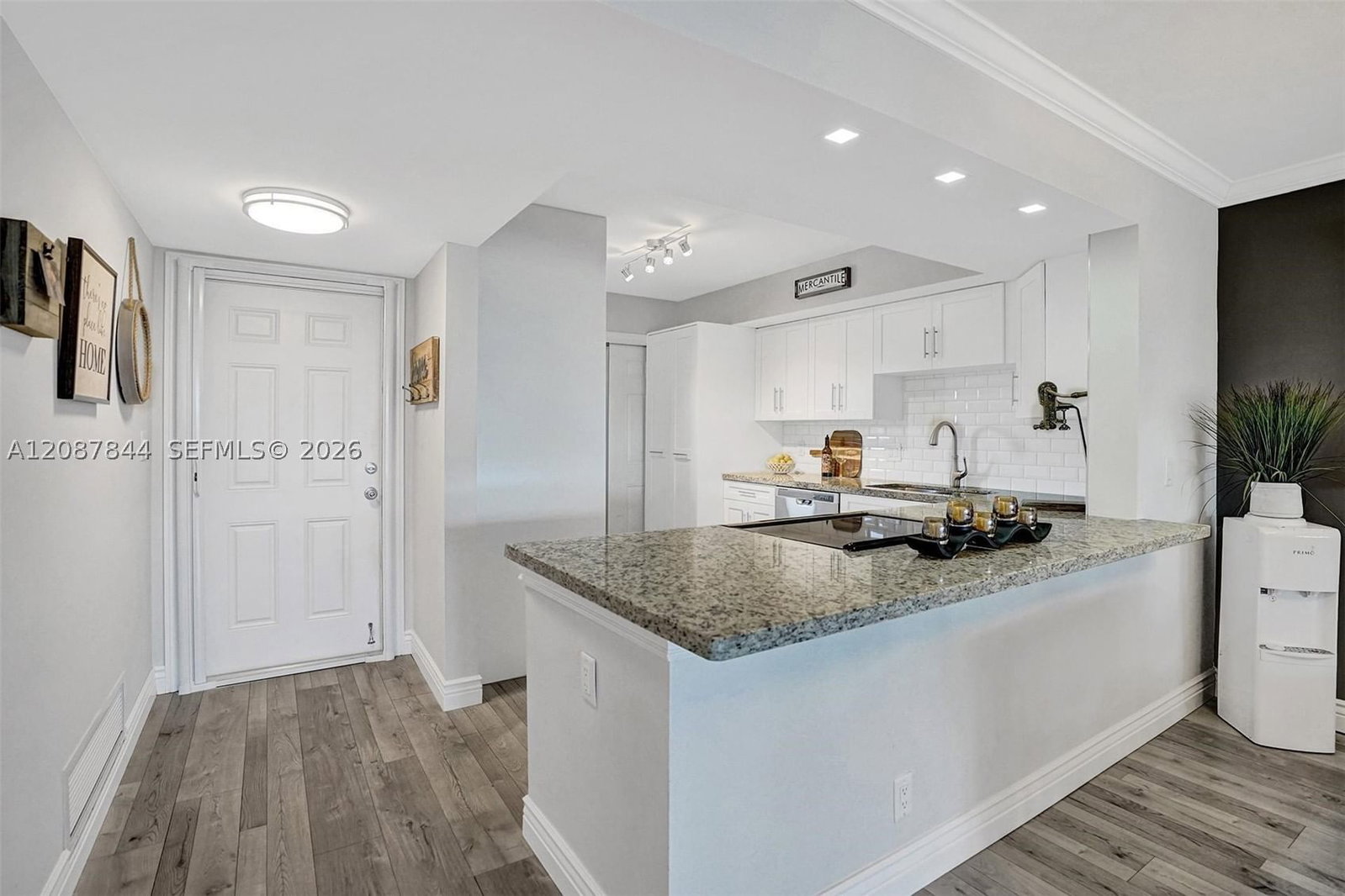 Real estate property located at 3111 51st St #305C, Broward, Heritage Landings Condo, Fort Lauderdale, FL