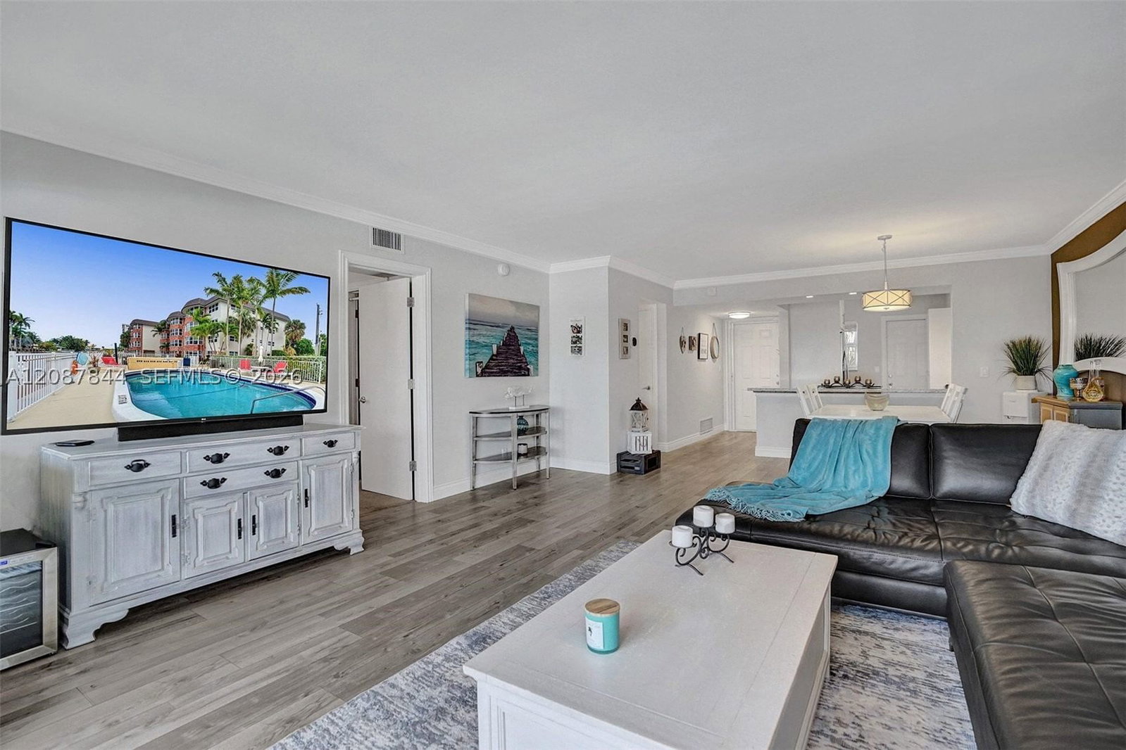 Real estate property located at 3111 51st St #305C, Broward, Heritage Landings Condo, Fort Lauderdale, FL