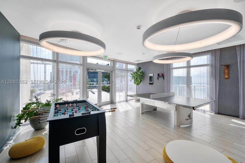 Real estate property located at 1100 Miami Ave #1609, Miami-dade, 1100 Millecento Residence, Miami, FL