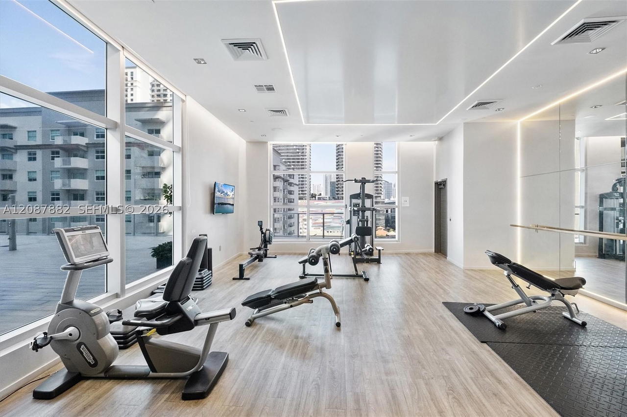 Real estate property located at 1100 Miami Ave #1609, Miami-dade, 1100 Millecento Residence, Miami, FL