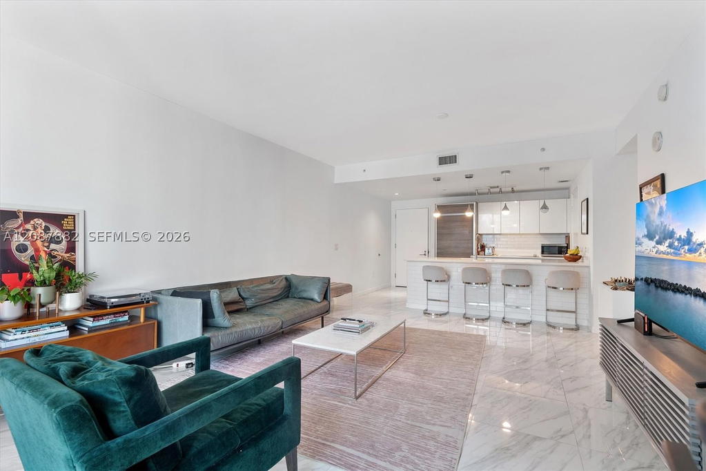 Real estate property located at 1100 Miami Ave #1609, Miami-dade, 1100 Millecento Residence, Miami, FL