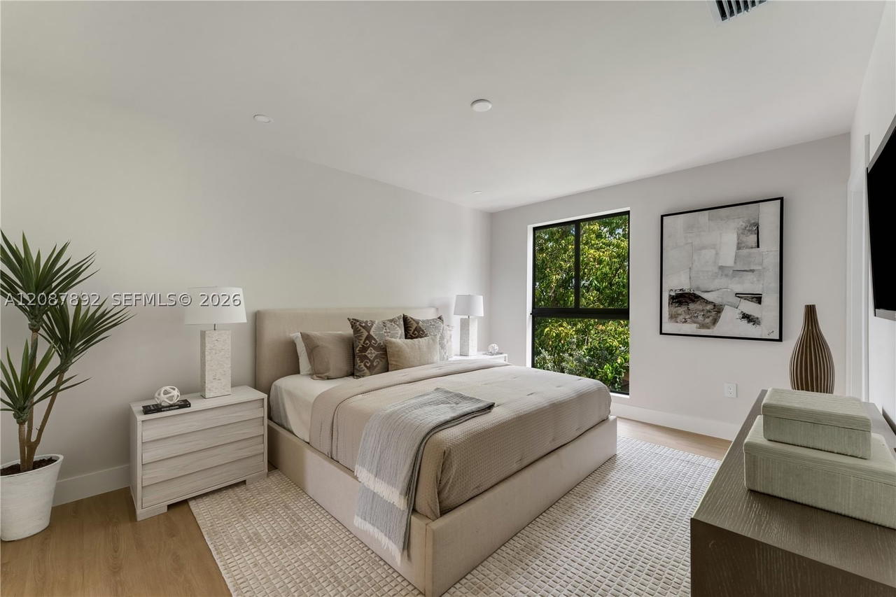 Real estate property located at 1917 17th ST B, Miami-dade, Ocoee Park, Miami, FL