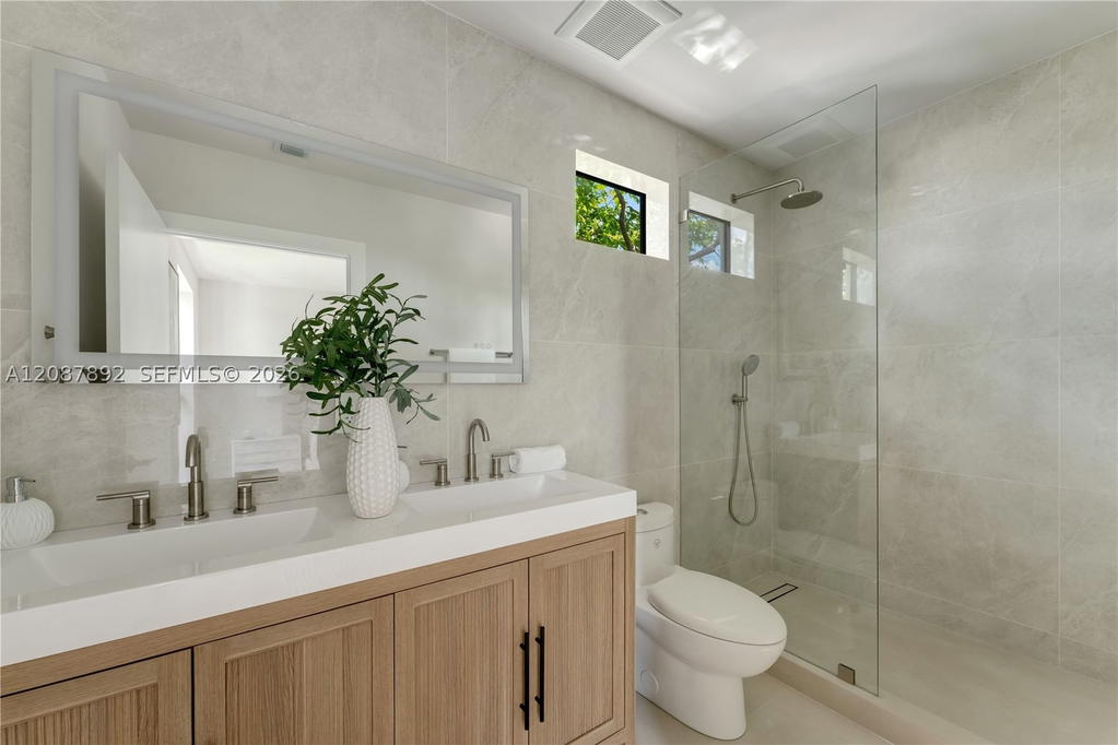 Real estate property located at 1917 17th ST B, Miami-dade, Ocoee Park, Miami, FL