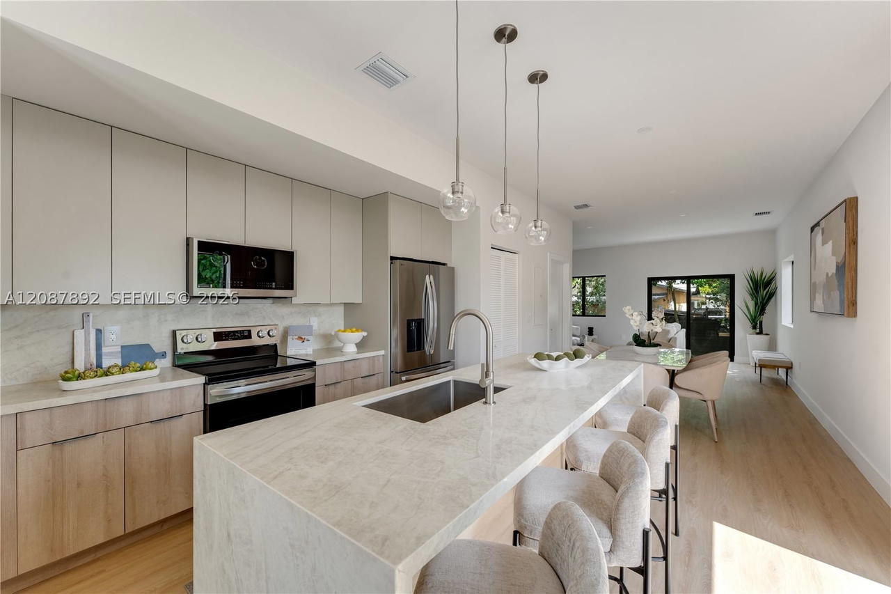 Real estate property located at 1917 17th ST B, Miami-dade, Ocoee Park, Miami, FL