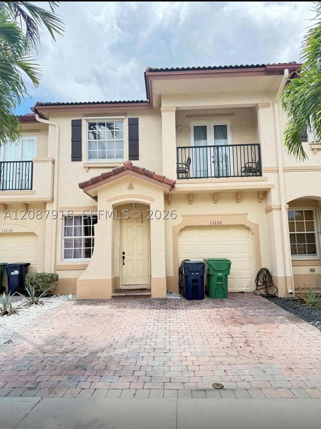 Real estate property located at 13226 128th Psge, Miami-dade, Courts At Tuscany, Miami, FL