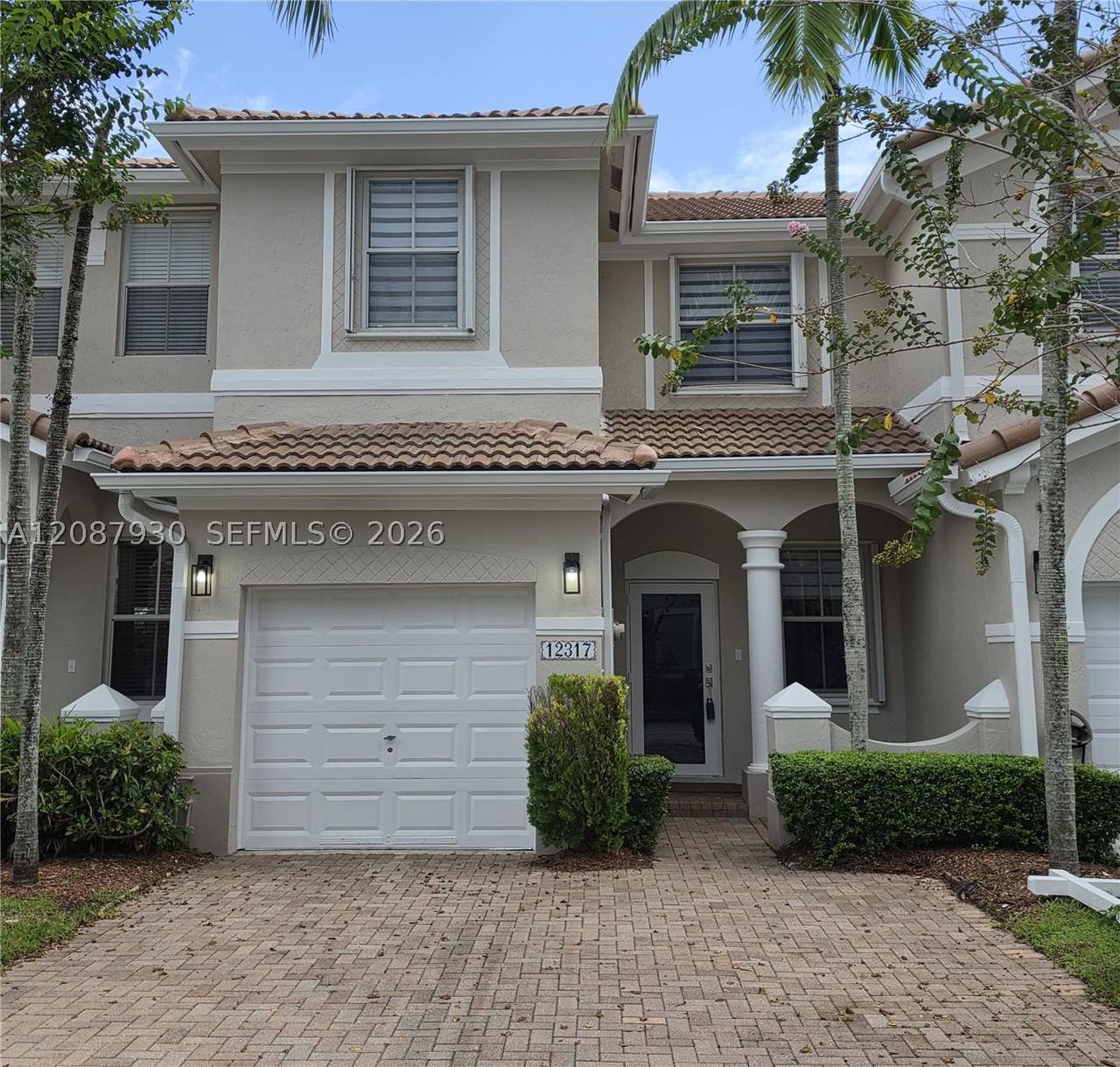 Real estate property located at 12317 124th Ct, Miami-dade, Kendall Breeze, Miami, FL
