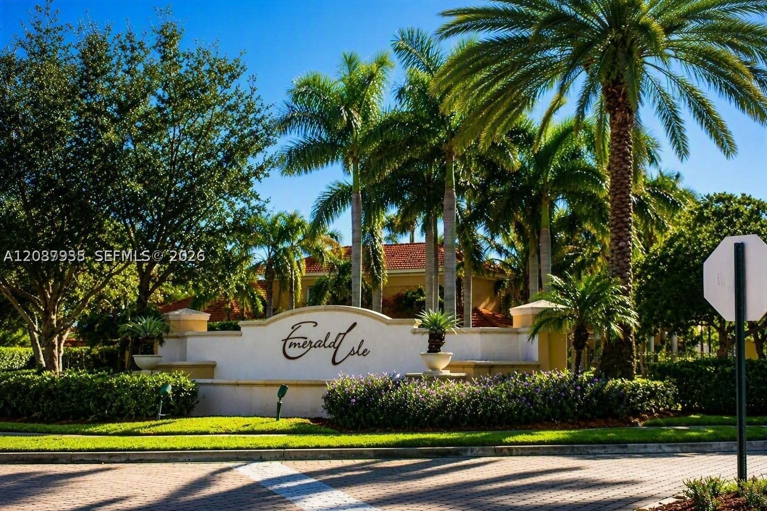 Real estate property located at 4081 San Marino Blvd #206, Palm Beach, Emerald Isle At Laguna La, West Palm Beach, FL
