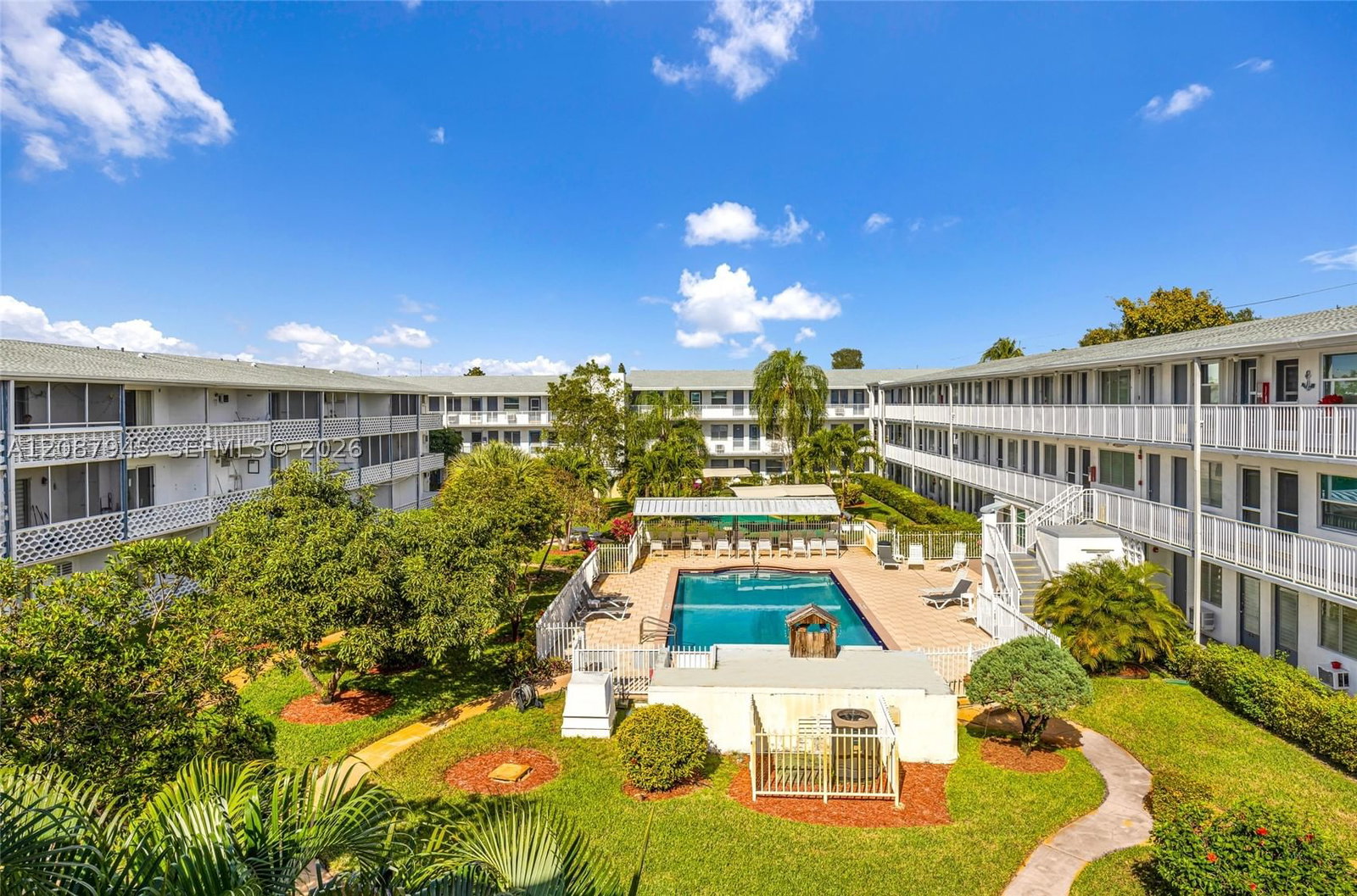 Real estate property located at 15610 6th Ave #7D, Miami-dade, Golden Towers No 2 Inc -, Miami, FL