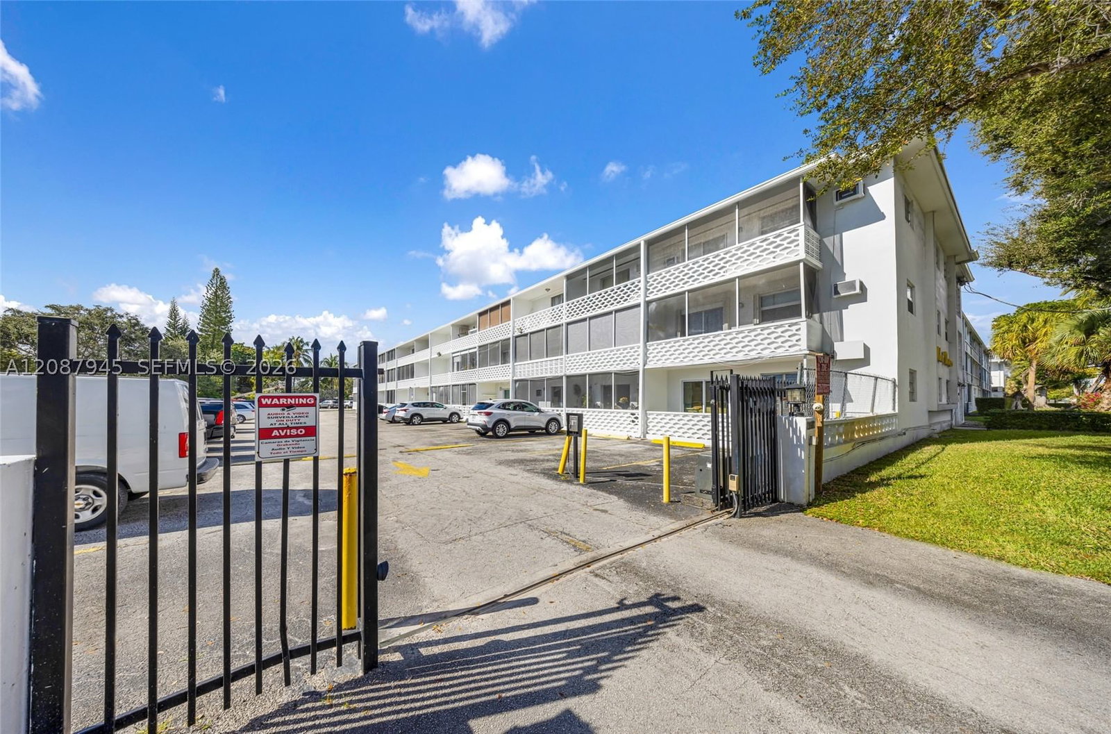 Real estate property located at 15610 6th Ave #7D, Miami-dade, Golden Towers No 2 Inc -, Miami, FL