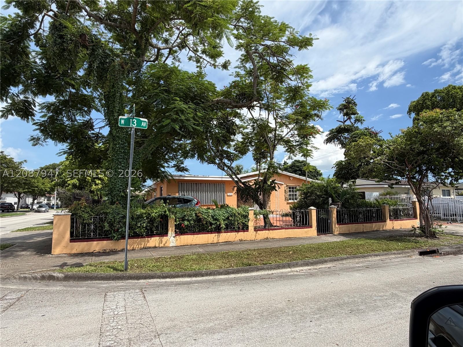 Real estate property located at 3495 13th Ave, Miami-dade, Castle Estates, Hialeah, FL