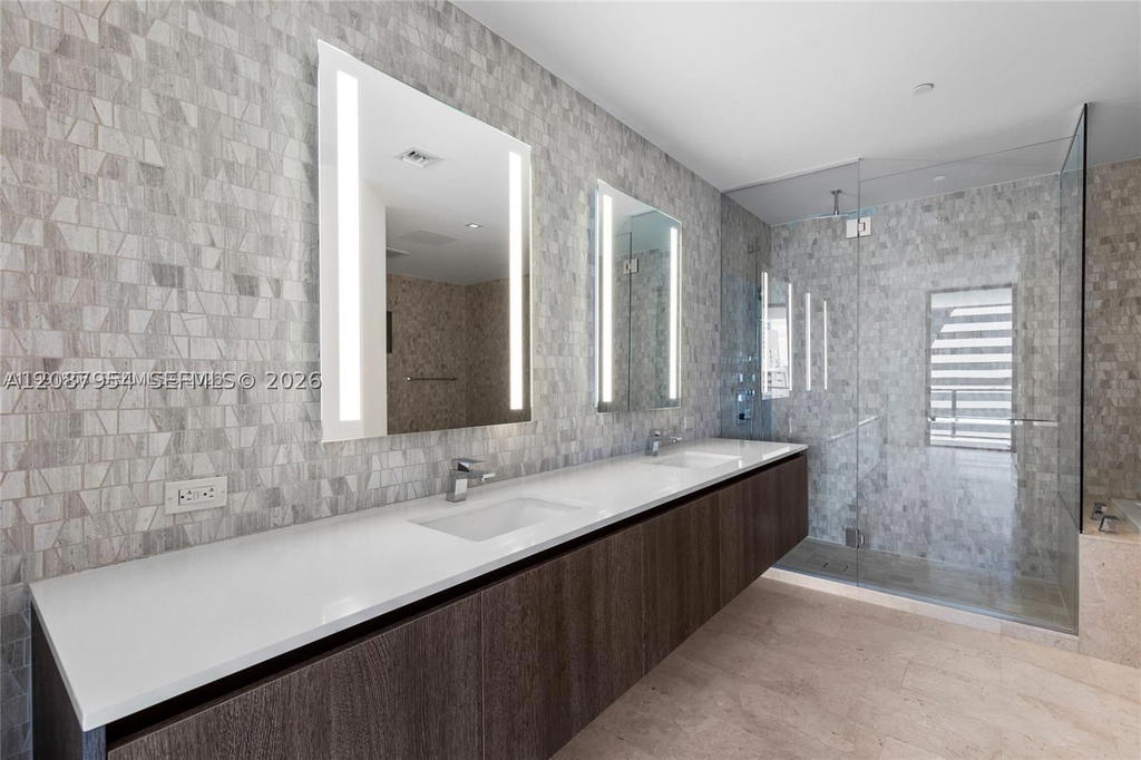 Real estate property located at 88 7th St #904, Miami-dade, Rise Condo, Miami, FL
