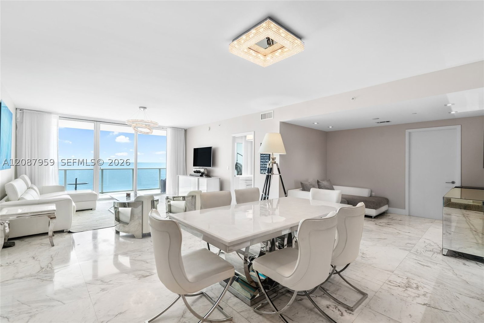 Real estate property located at 3951 Ocean Dr #1002, Broward, Apogee Beach Condominium, Hollywood, FL