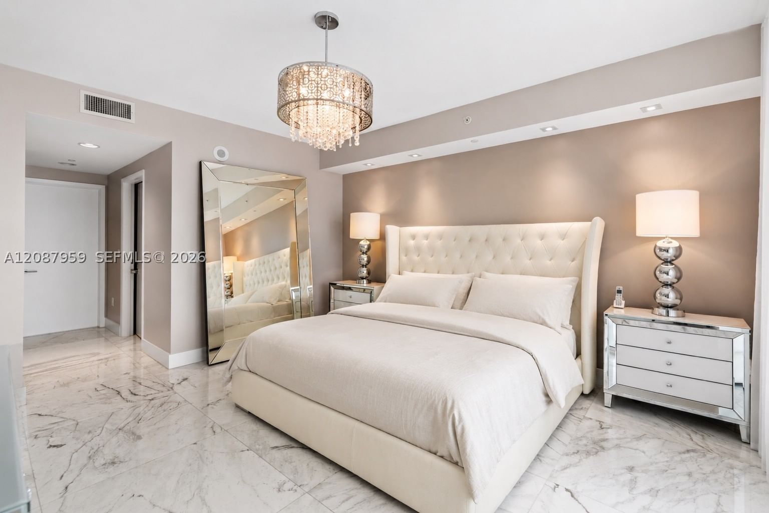 Real estate property located at 3951 Ocean Dr #1002, Broward, Apogee Beach Condominium, Hollywood, FL