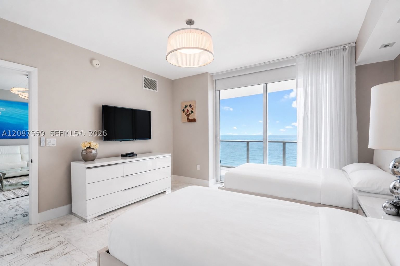 Real estate property located at 3951 Ocean Dr #1002, Broward, Apogee Beach Condominium, Hollywood, FL