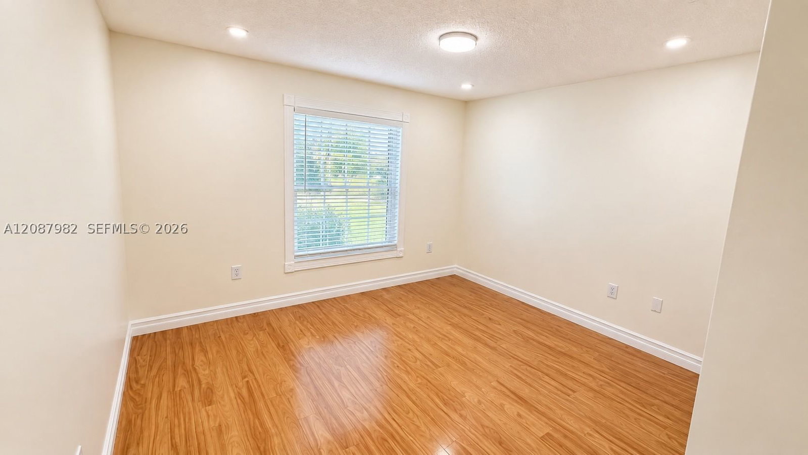 Real estate property located at 17542 12th St, Broward, Silver Lakes At Pembroke, Pembroke Pines, FL