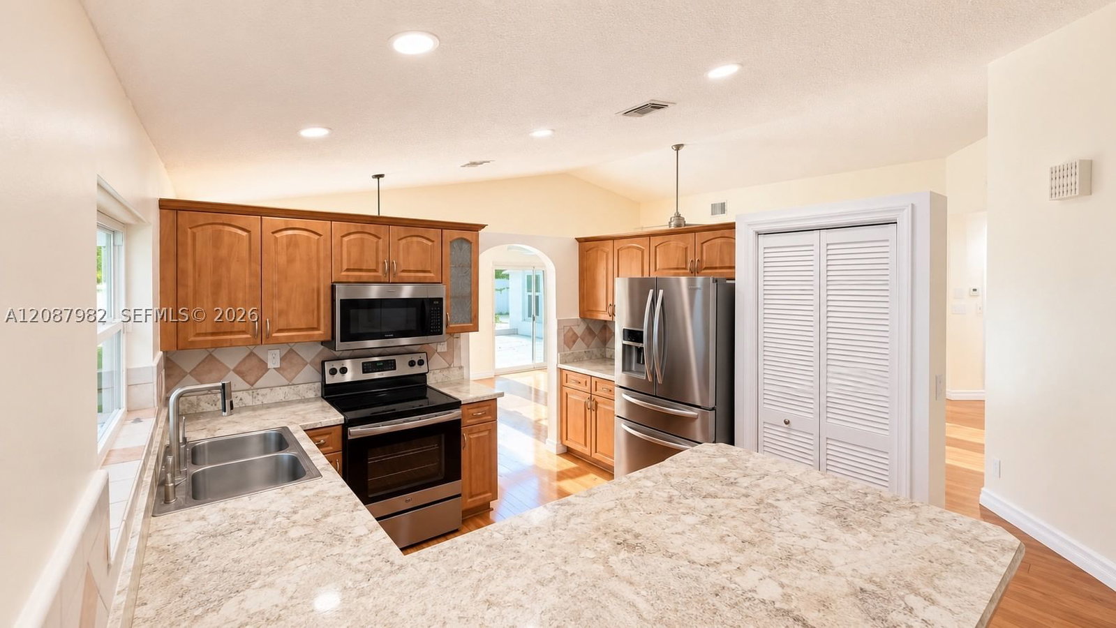 Real estate property located at 17542 12th St, Broward, Silver Lakes At Pembroke, Pembroke Pines, FL