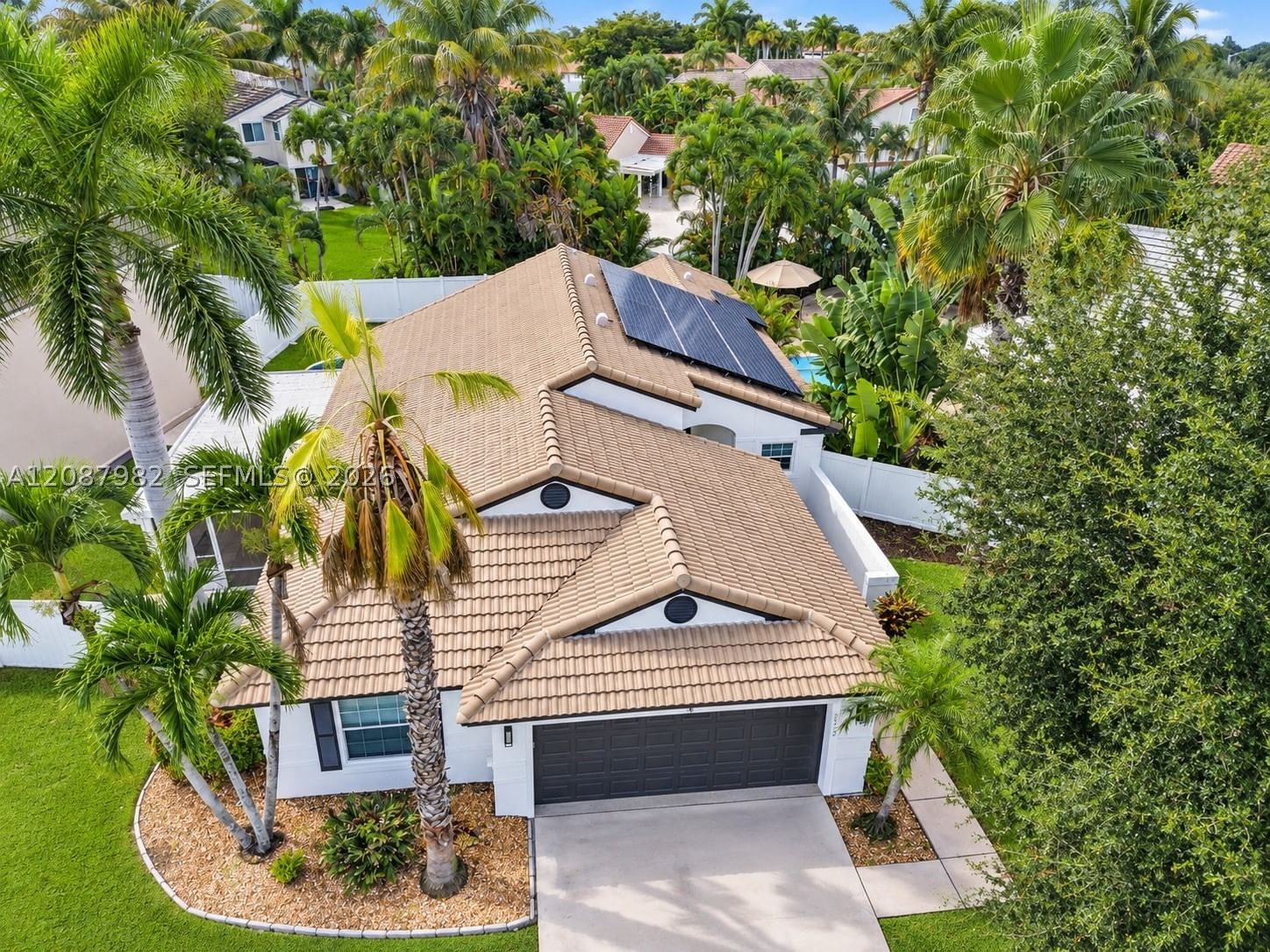 Real estate property located at 17542 12th St, Broward, Silver Lakes At Pembroke, Pembroke Pines, FL