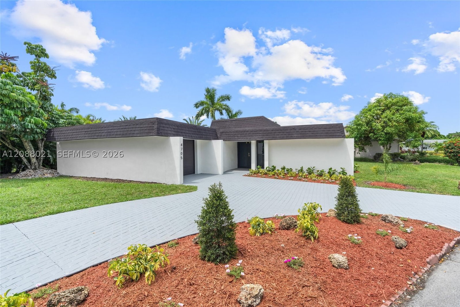 Real estate property located at 4705 Bayberry Ln, Broward, Woodlands Sec One-phase On, Tamarac, FL