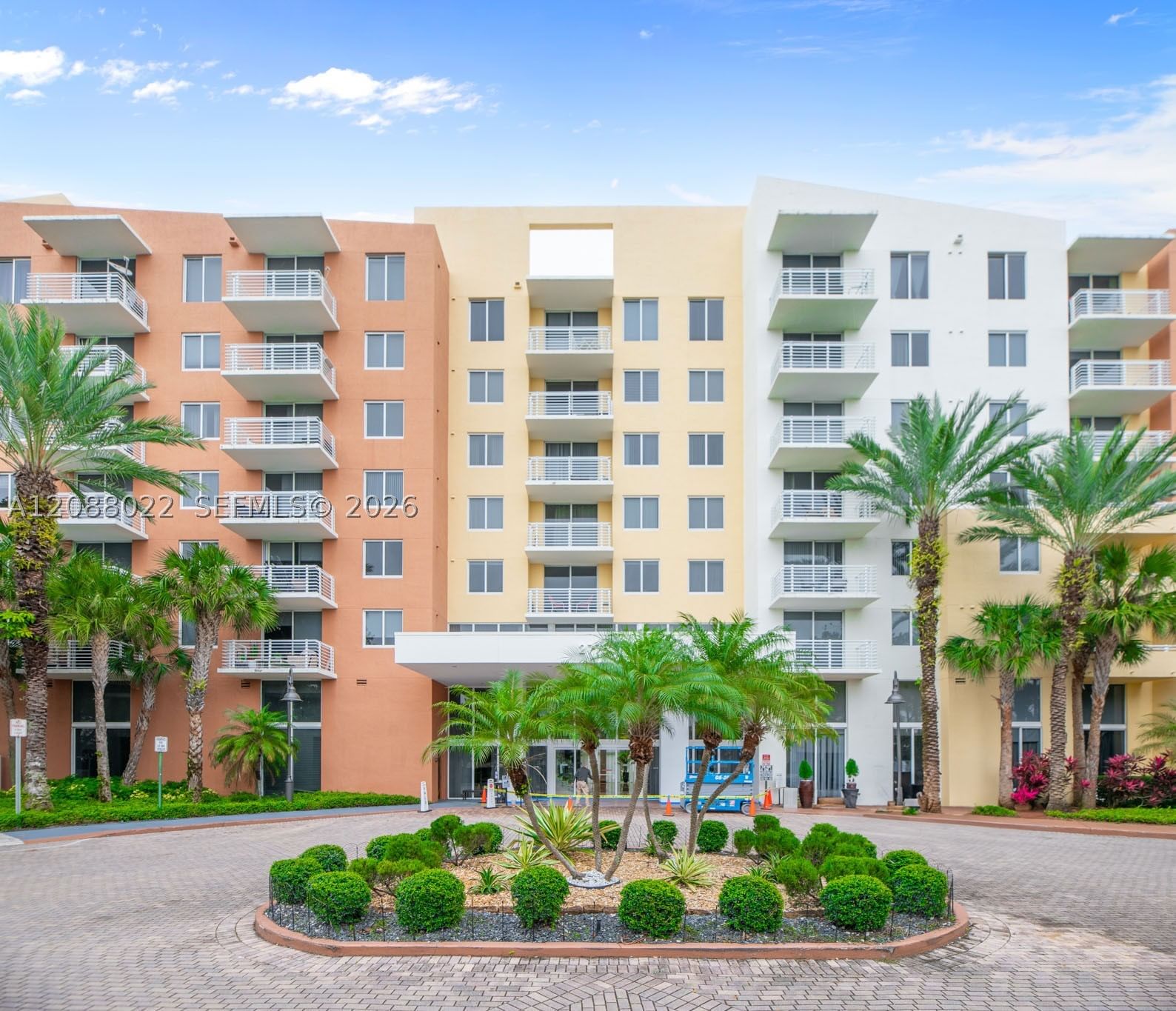 Real estate property located at 2775 187th St #215, Miami-dade, Venture At Aventura West, Aventura, FL