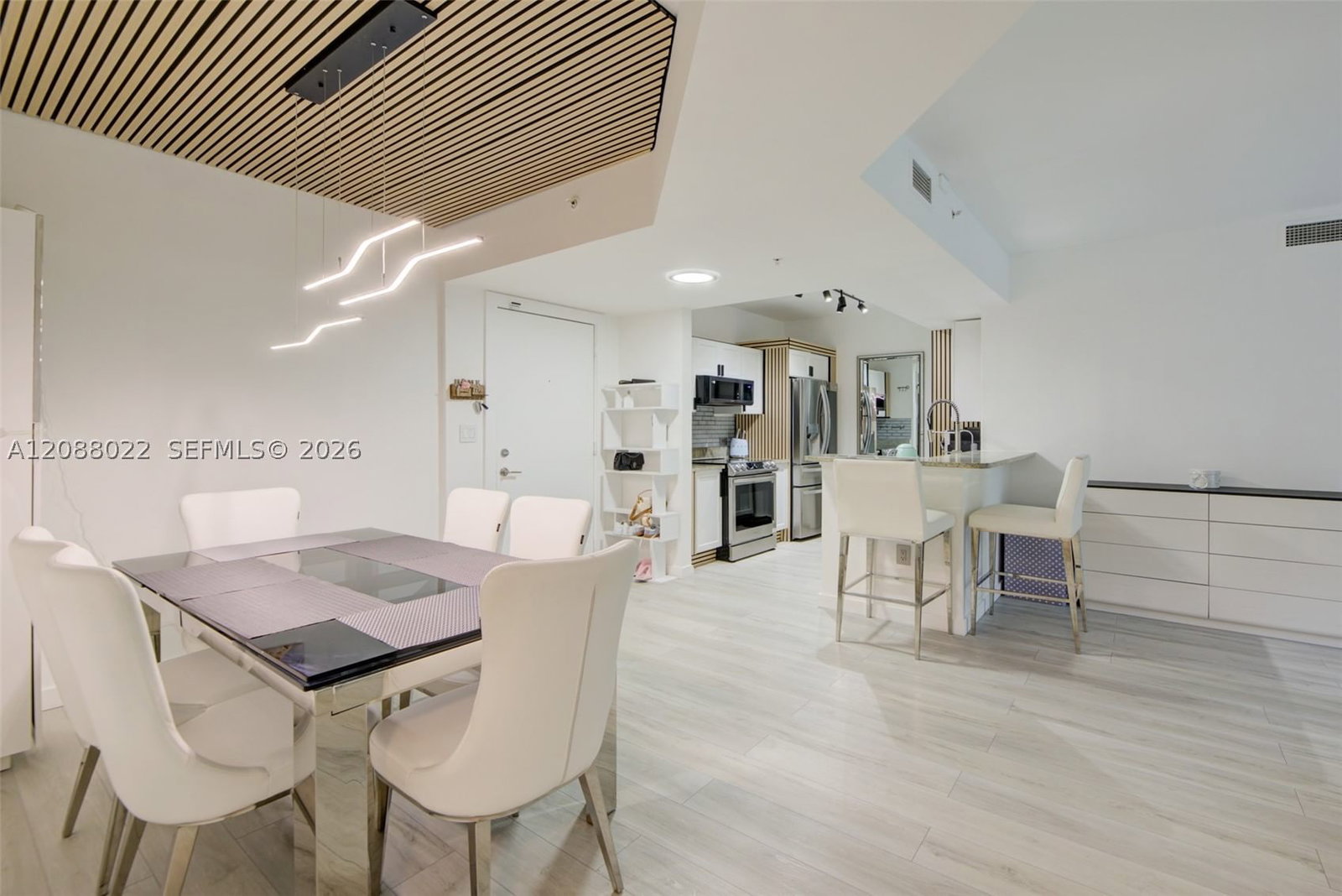 Real estate property located at 2775 187th St #215, Miami-dade, Venture At Aventura West, Aventura, FL