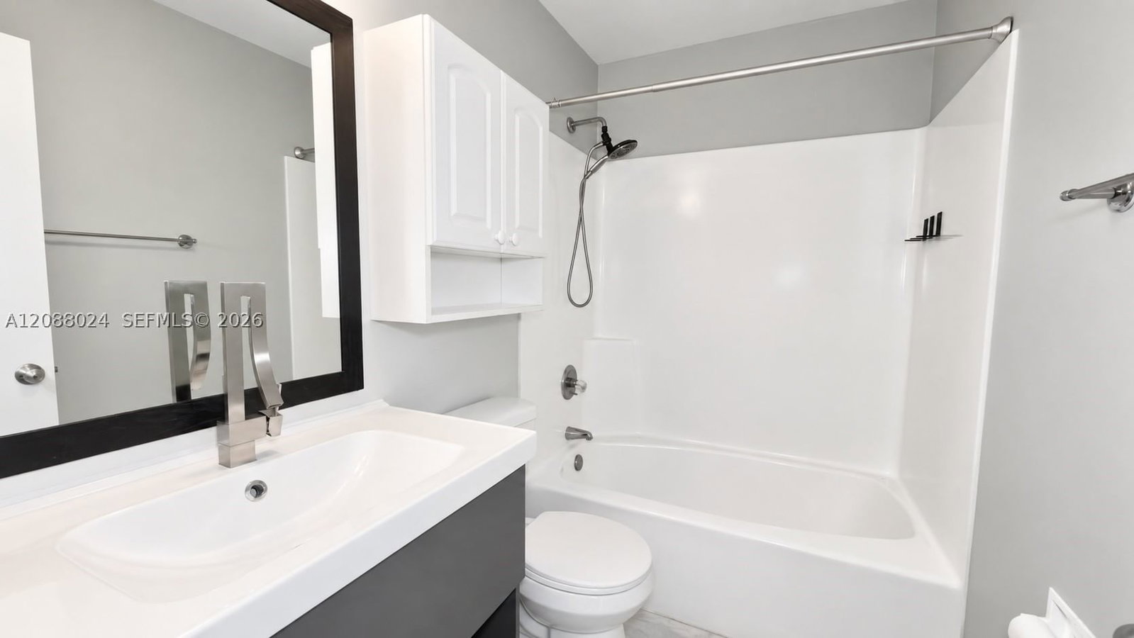 Real estate property located at 8331 44th Ct, Broward, City Of Lauderhill Sec 1, Lauderhill, FL