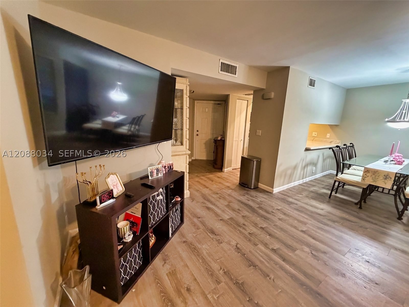 Real estate property located at 8460 Shadow Ct #1-4, Broward, Shadow Wood Condo, Coral Springs, FL