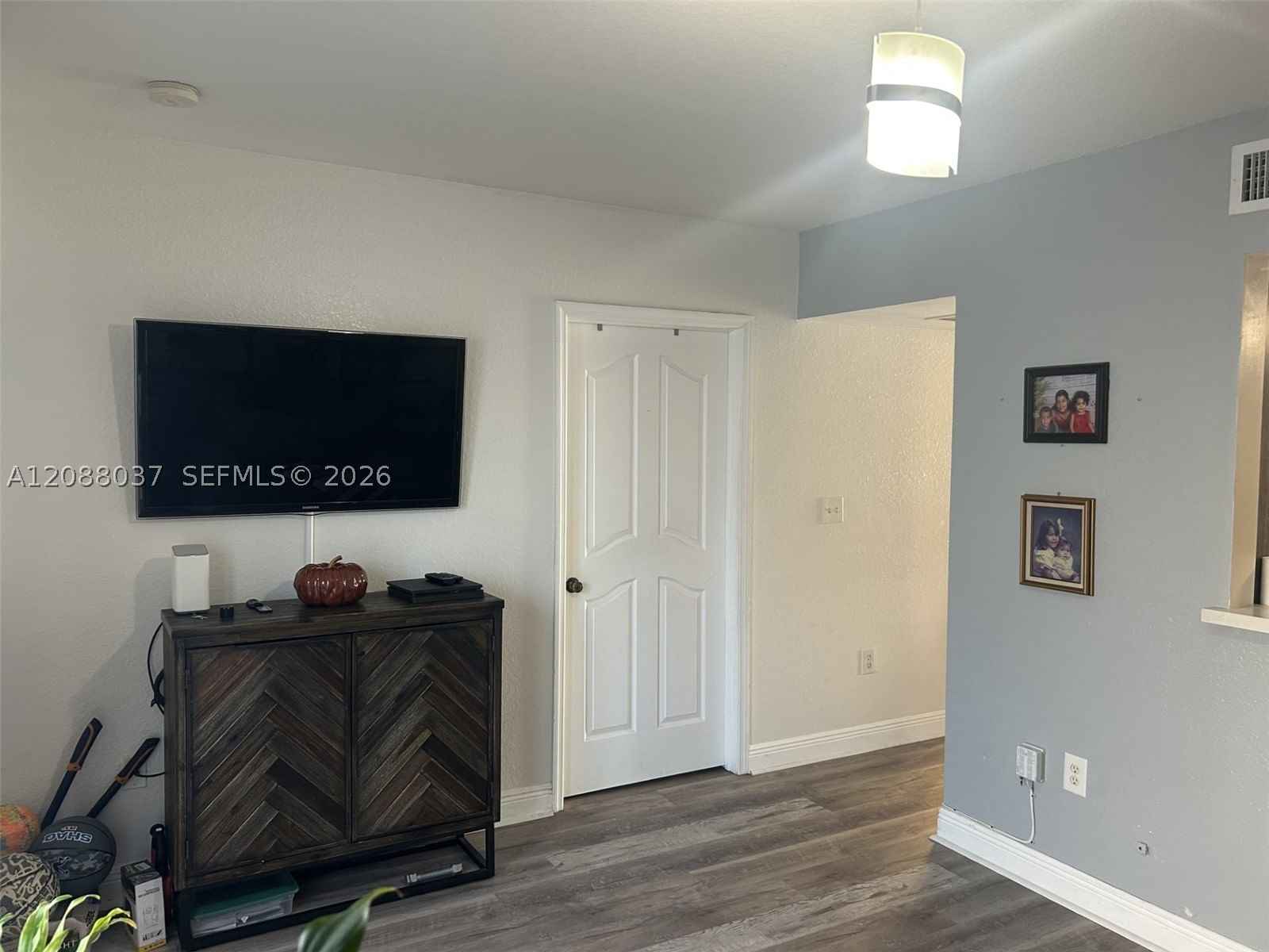 Real estate property located at 18859 86th Ave #3305, Miami-dade, Ibis Villa At Miami Garde, Hialeah, FL