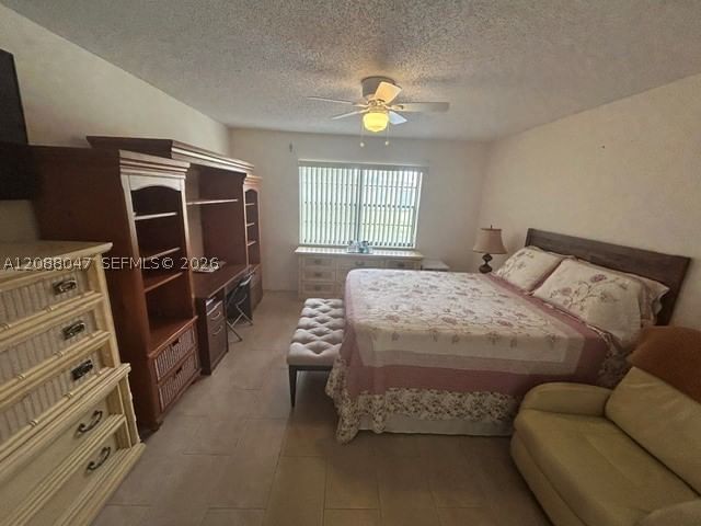 Real estate property located at 2 Briarwood Cir #112, Broward, Villas At Carriage Hills, Hollywood, FL