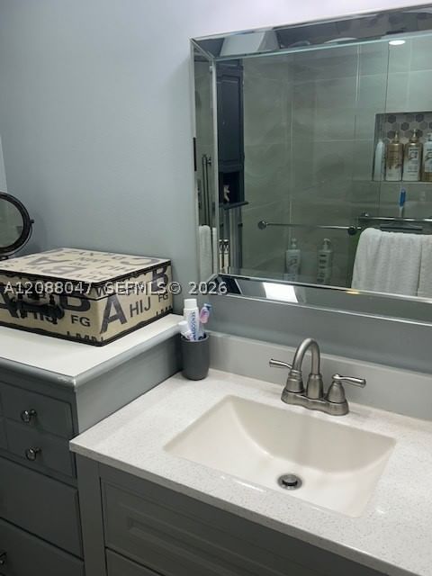 Real estate property located at 2 Briarwood Cir #112, Broward, Villas At Carriage Hills, Hollywood, FL
