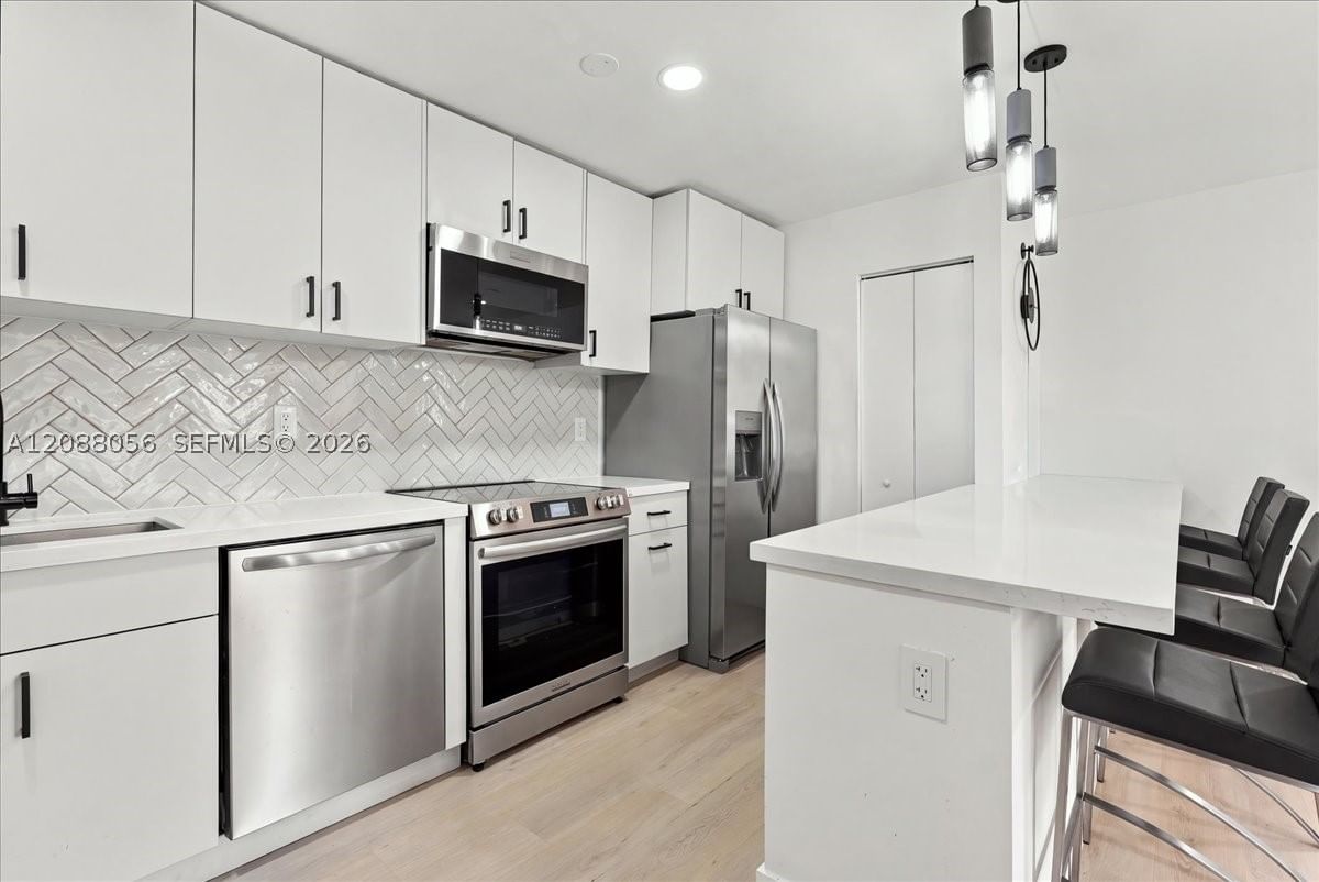 Real estate property located at 4310 79th Ave #2B, Miami-dade, Doral Gardens Condo, Doral, FL