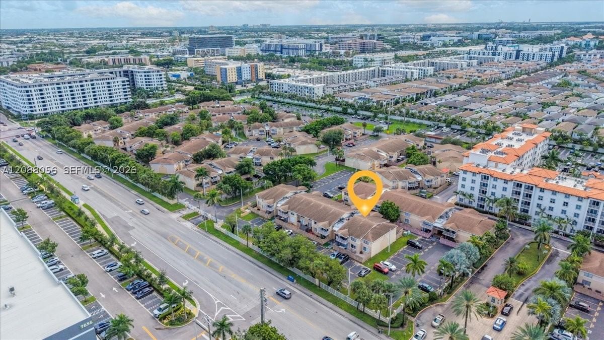 Real estate property located at 4310 79th Ave #2B, Miami-dade, Doral Gardens Condo, Doral, FL