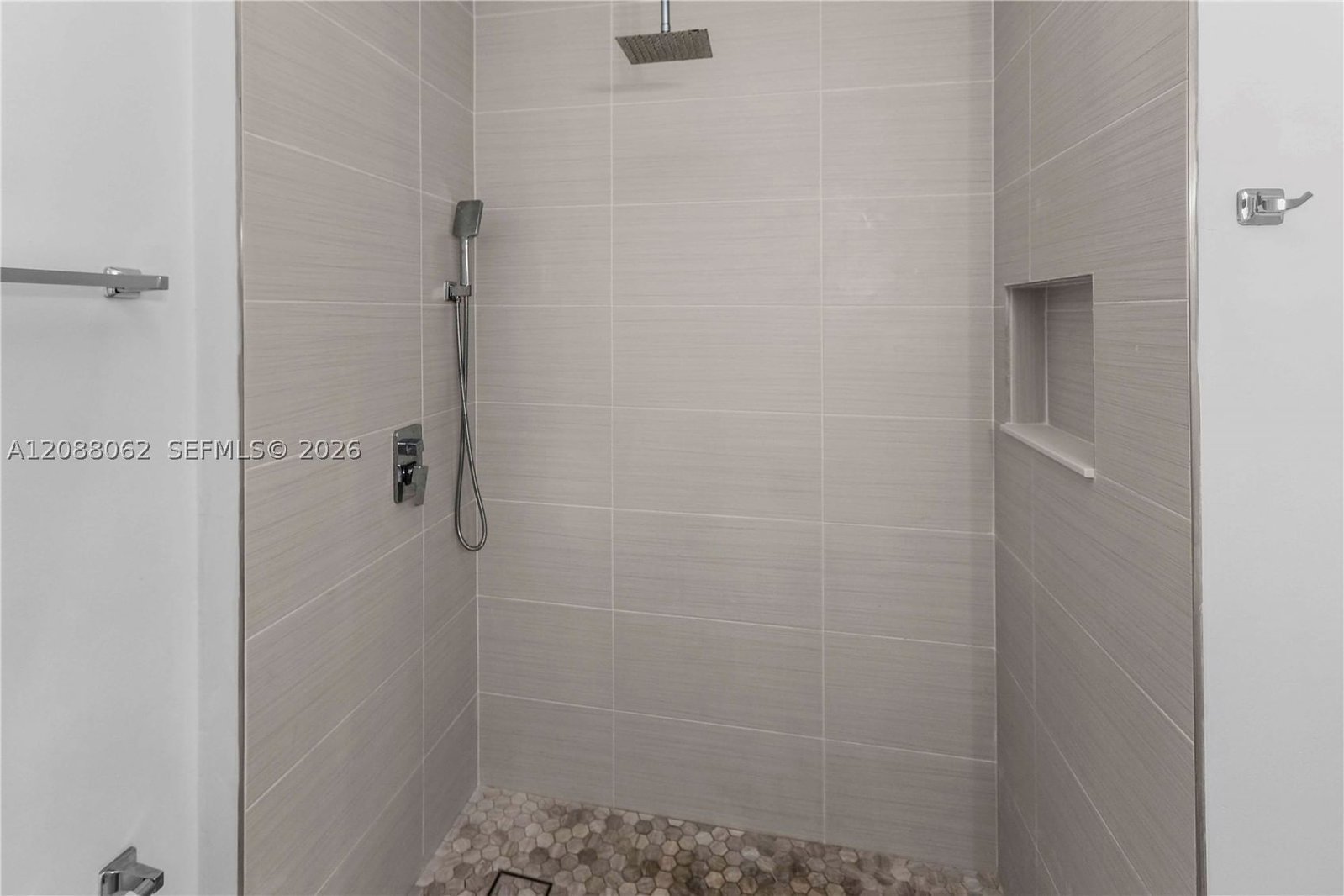 Real estate property located at 1971 96th Ter #9K, Broward, Reflections At Pembroke P, Pembroke Pines, FL
