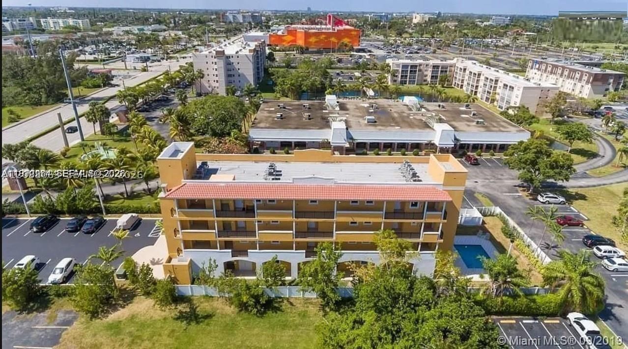 Real estate property located at 555 Dania Beach Blvd #5, Broward, Dania Place (the) Condo, Dania Beach, FL