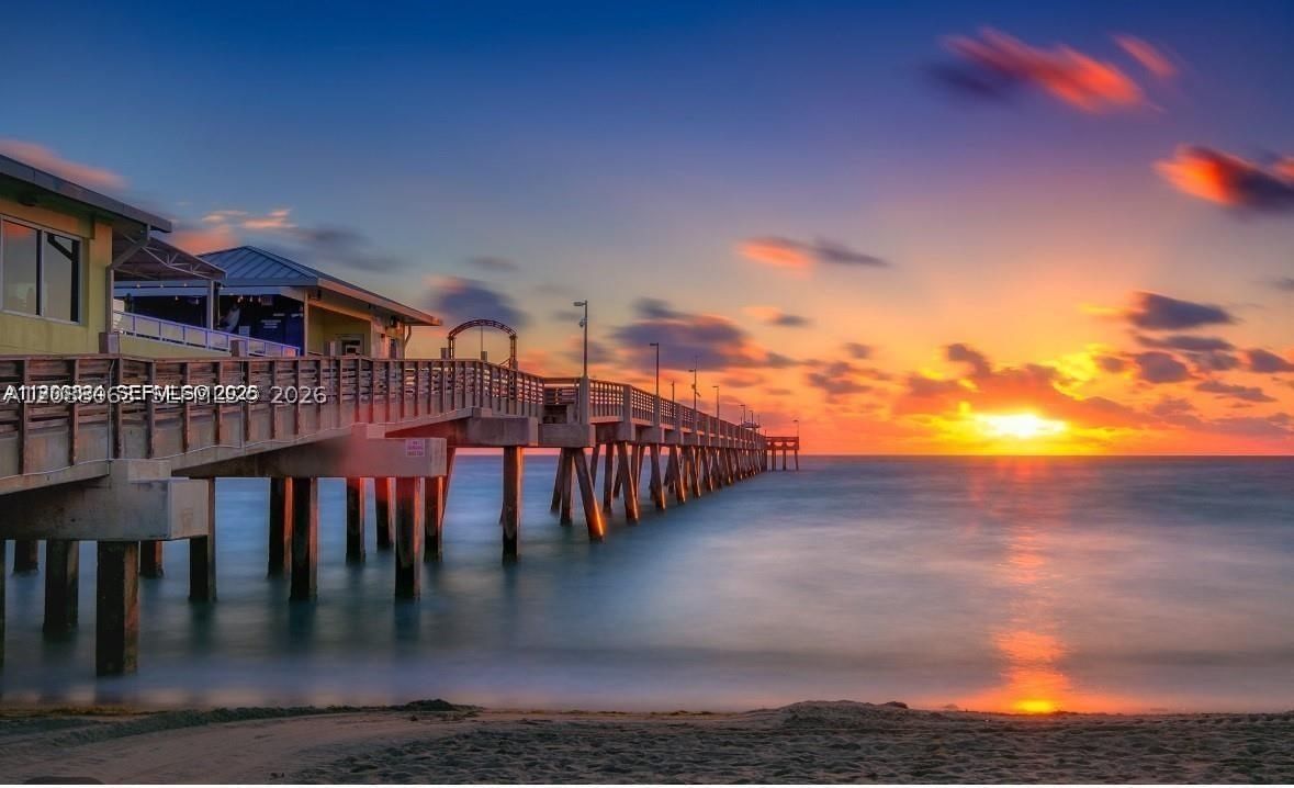 Real estate property located at 555 Dania Beach Blvd #5, Broward, Dania Place (the) Condo, Dania Beach, FL