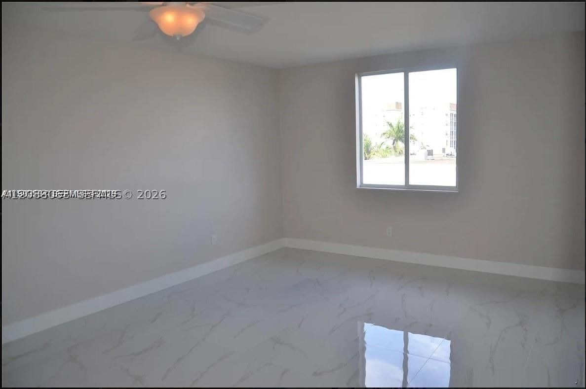 Real estate property located at 555 Dania Beach Blvd #5, Broward, Dania Place (the) Condo, Dania Beach, FL