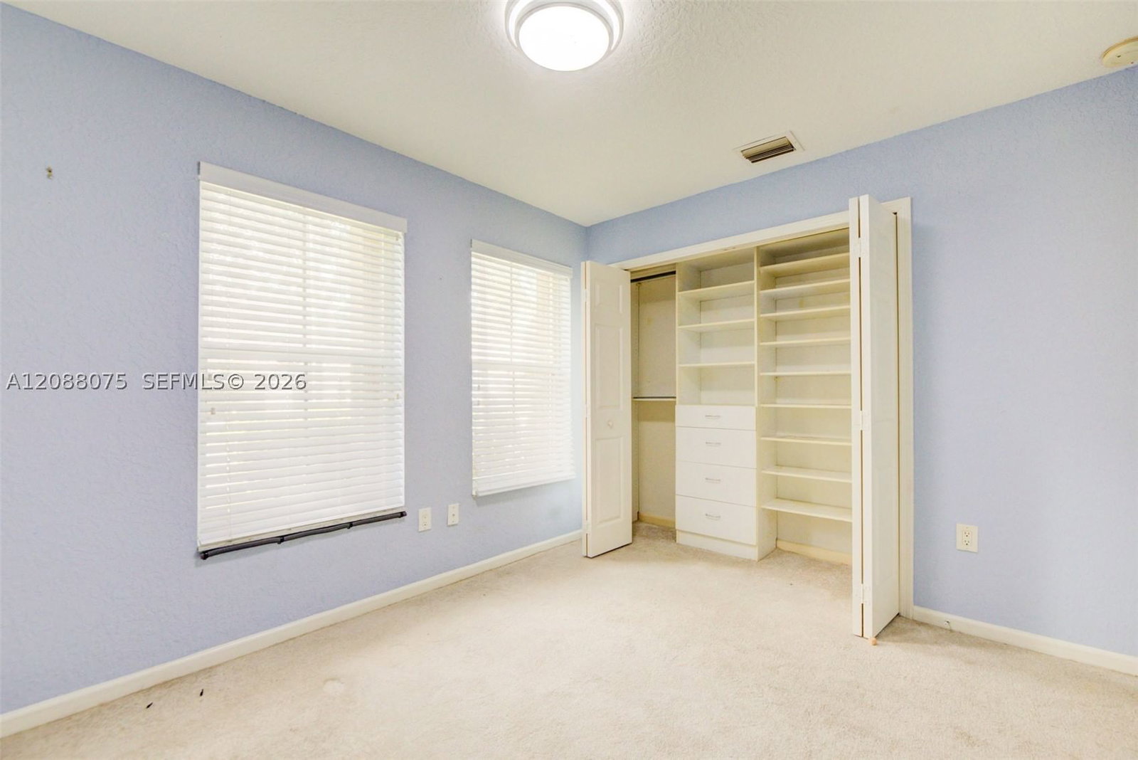 Real estate property located at 13945 Cypress Cove Cir, Broward, West Park-west Parcel, Davie, FL