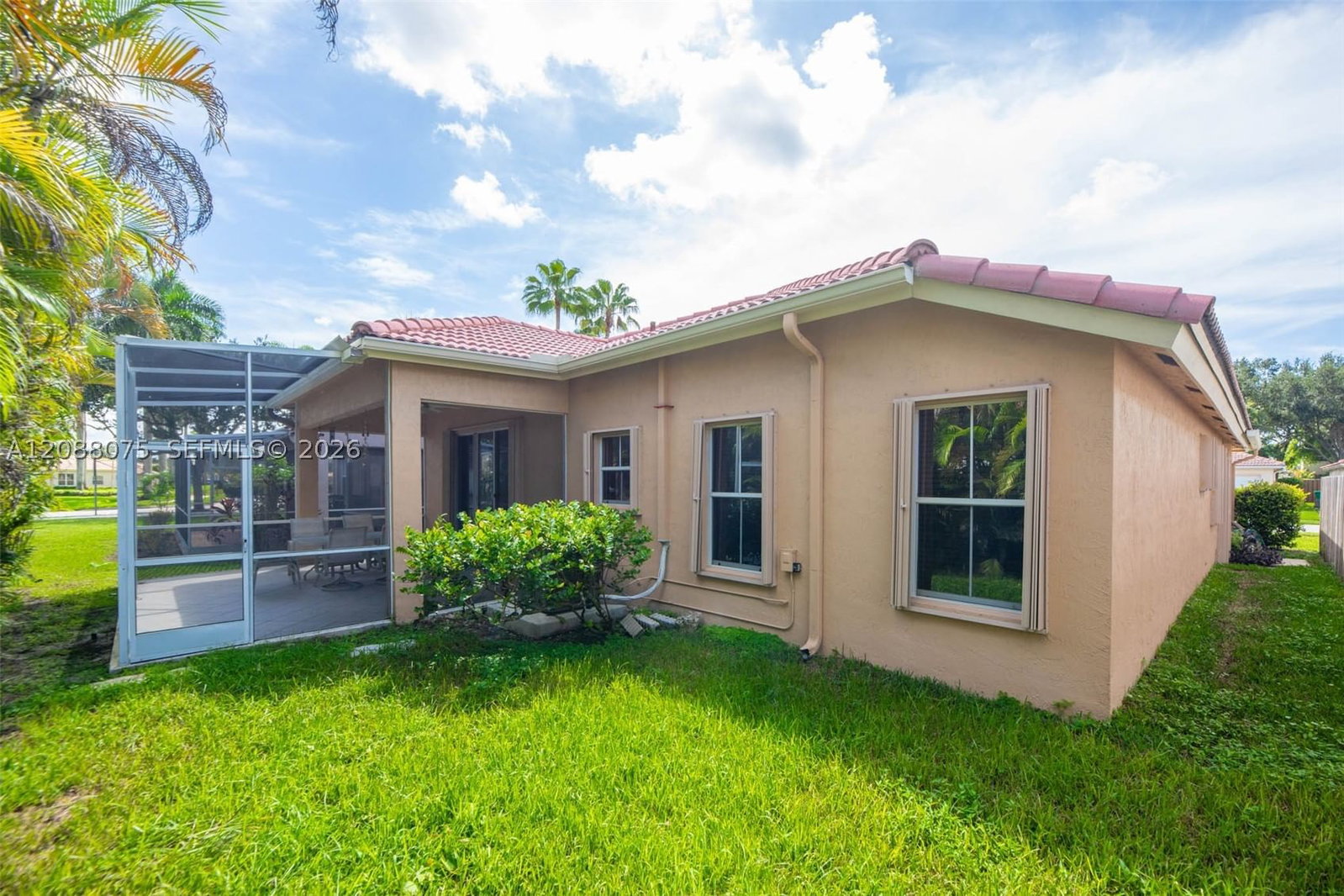 Real estate property located at 13945 Cypress Cove Cir, Broward, West Park-west Parcel, Davie, FL