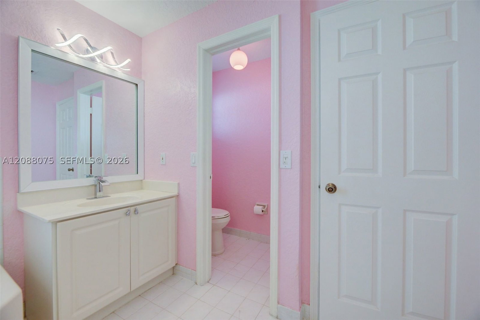 Real estate property located at 13945 Cypress Cove Cir, Broward, West Park-west Parcel, Davie, FL