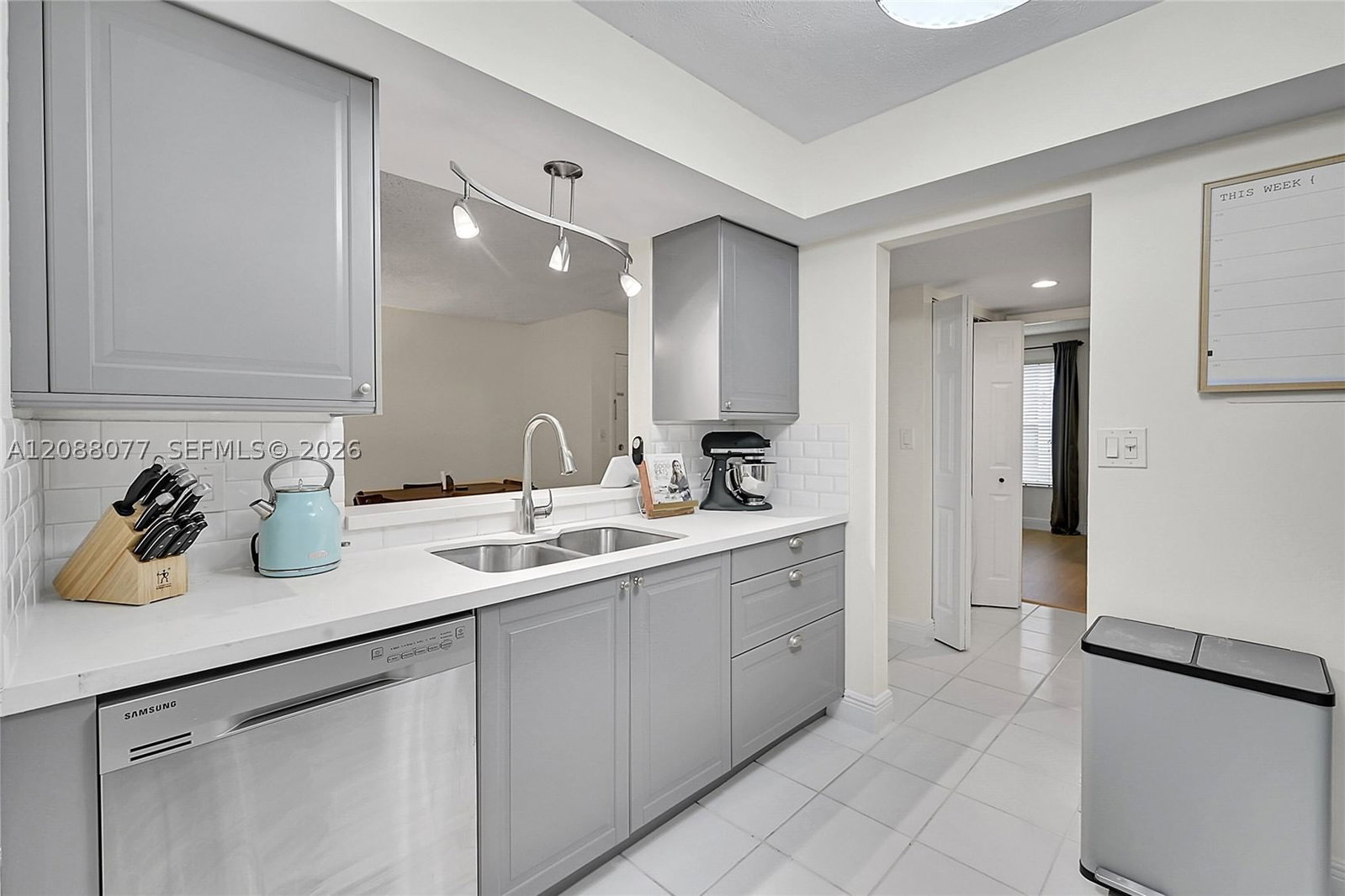 Real estate property located at 306 69th Ave #162, Broward, French Quarter Condominium, Plantation, FL