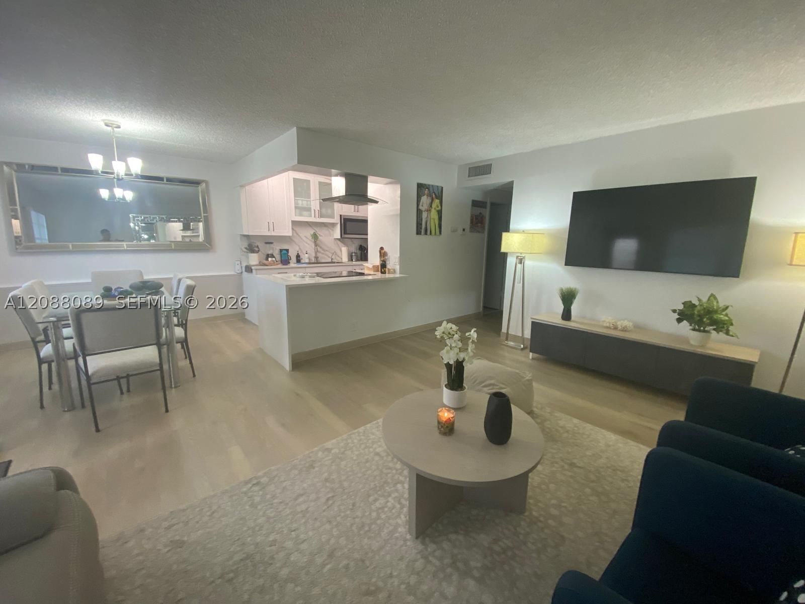 Real estate property located at 4076 Guildford E #4, Palm Beach, Guildford At Century Vill, Boca Raton, FL