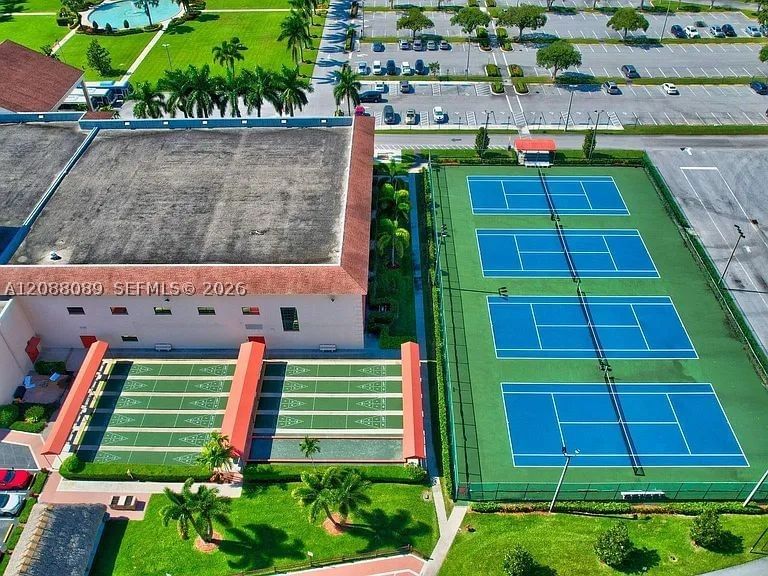 Real estate property located at 4076 Guildford E #4, Palm Beach, Guildford At Century Vill, Boca Raton, FL