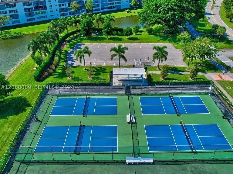 Real estate property located at 4076 Guildford E #4, Palm Beach, Guildford At Century Vill, Boca Raton, FL