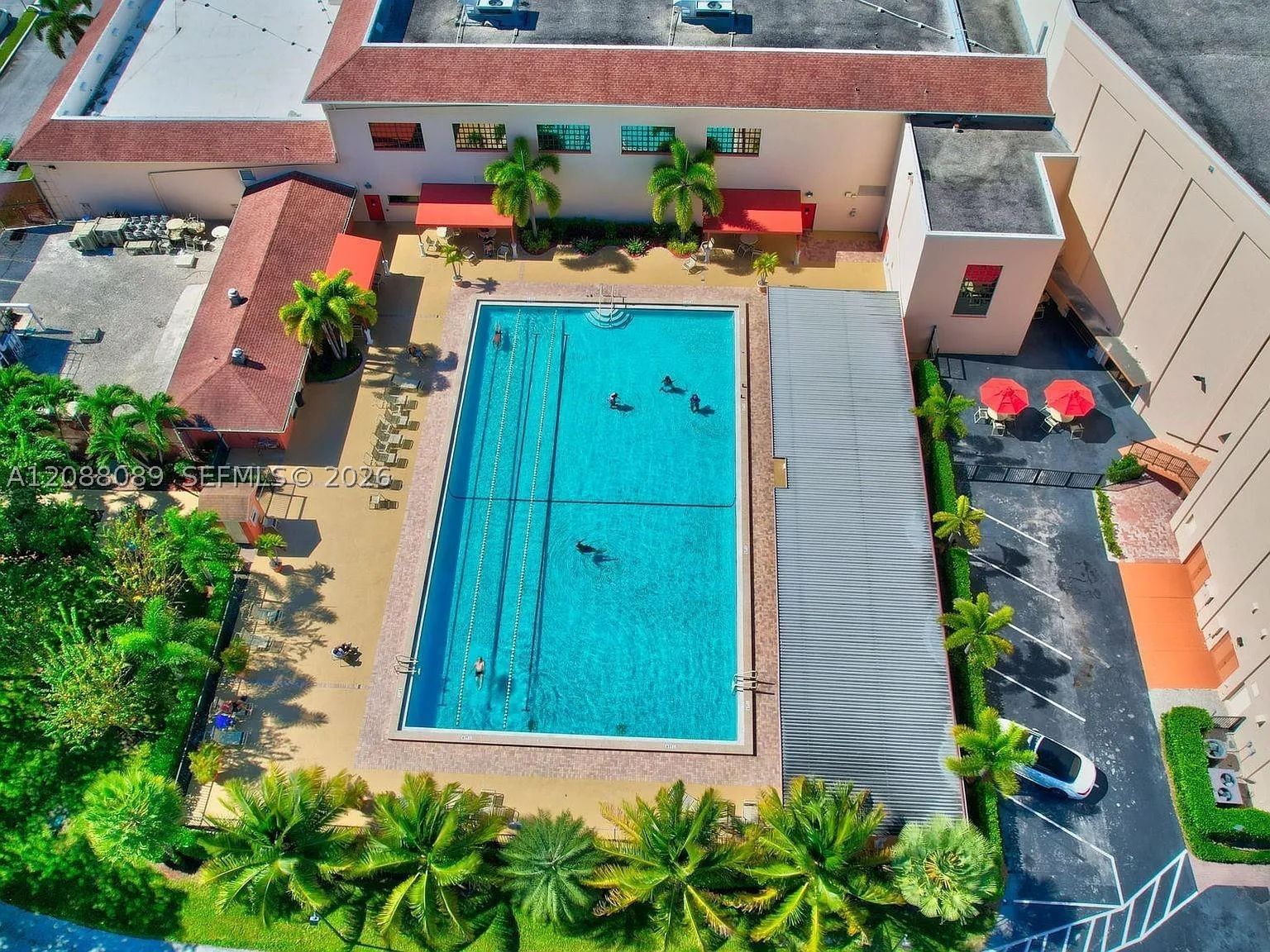 Real estate property located at 4076 Guildford E #4, Palm Beach, Guildford At Century Vill, Boca Raton, FL