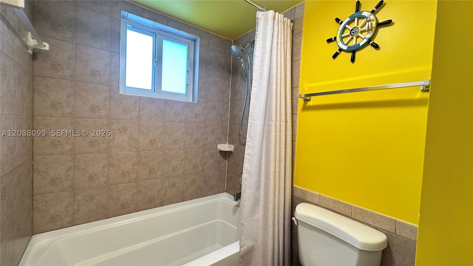 Real estate property located at 1967 Ocean Blvd #329-D, Broward, Village By The Sea Condo, Lauderdale By The Sea, FL
