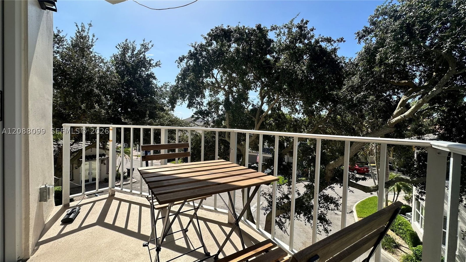 Real estate property located at 1967 Ocean Blvd #329-D, Broward, Village By The Sea Condo, Lauderdale By The Sea, FL