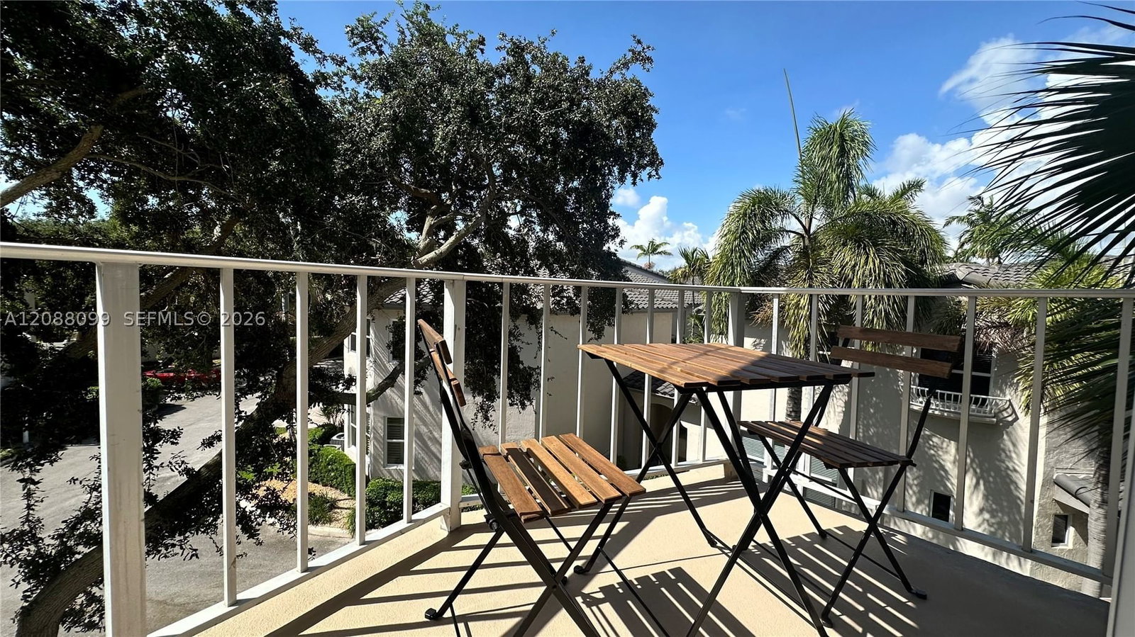 Real estate property located at 1967 Ocean Blvd #329-D, Broward, Village By The Sea Condo, Lauderdale By The Sea, FL