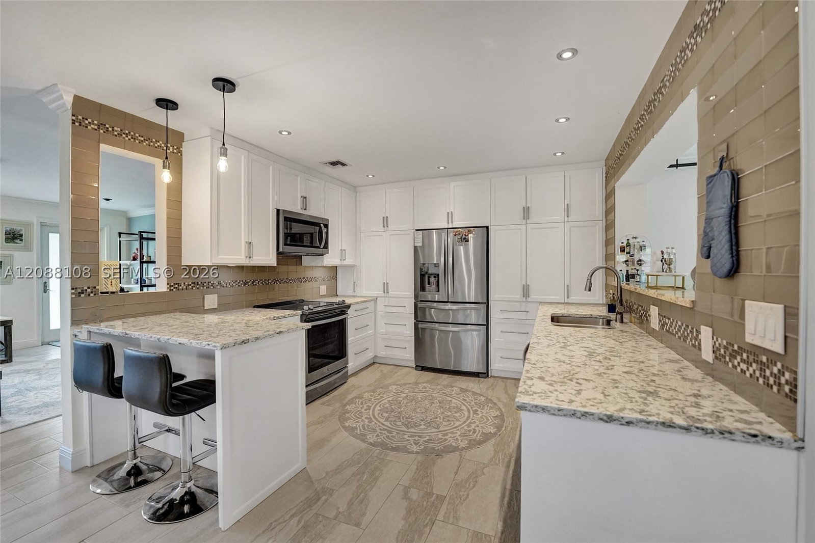 Real estate property located at 418 20th St, Broward, Meadowbrook, Wilton Manors, FL