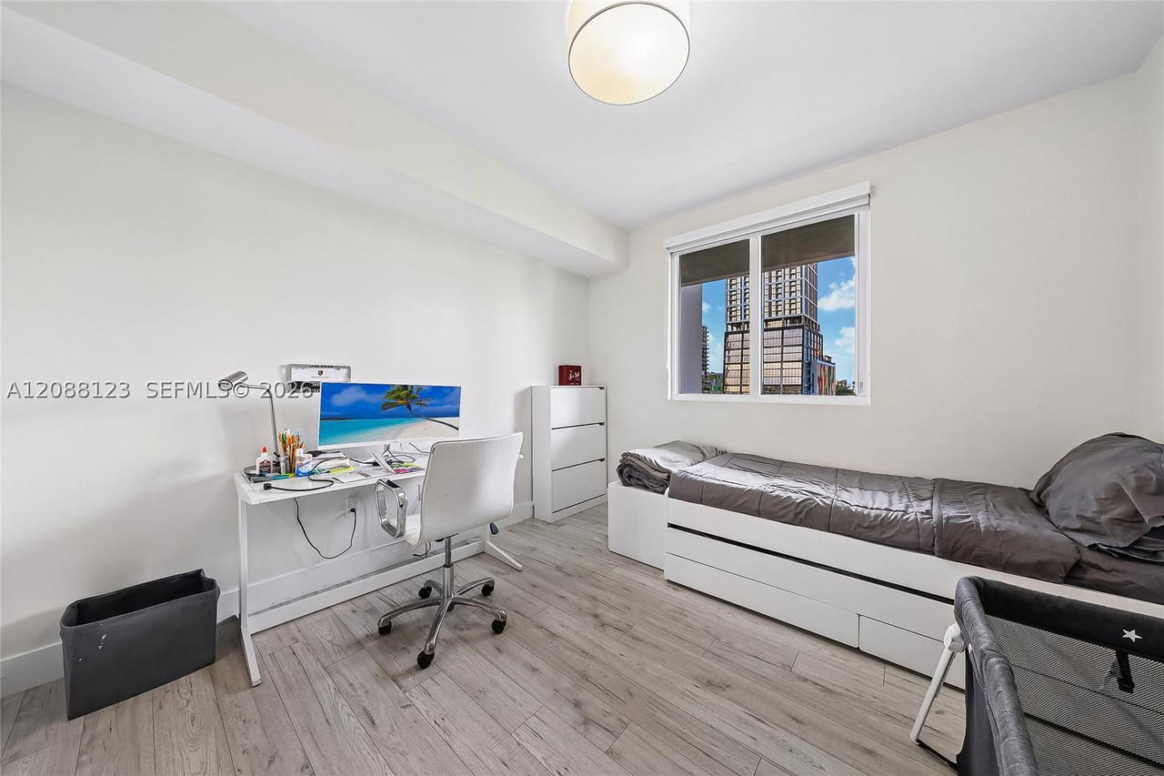 Real estate property located at 600 27th St #704, Miami-dade, Bay House Miami Condo, Miami, FL