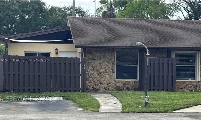 Real estate property located at 140 Fox Rd #3-46, Broward, Villas At Carriage Hills, Hollywood, FL