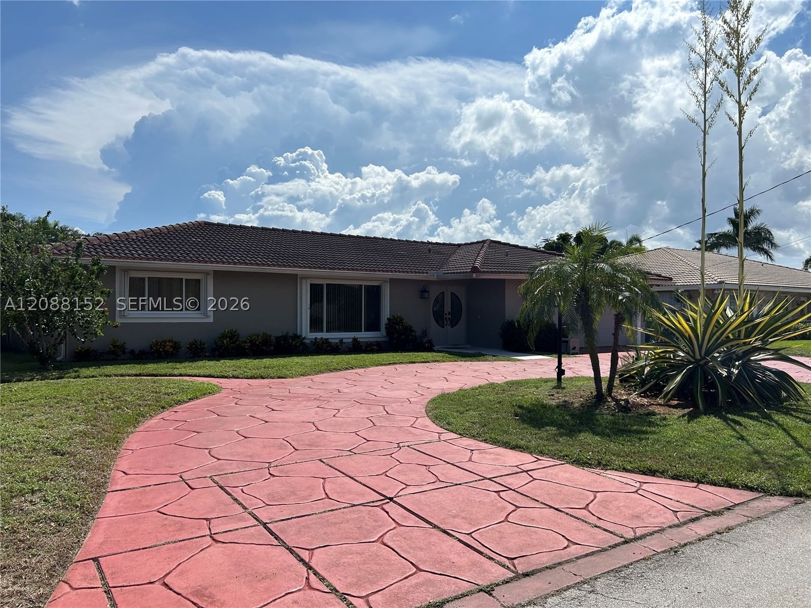 Real estate property located at 2480 46th St, Broward, Coral Key Villas 8th Sec, Lighthouse Point, FL